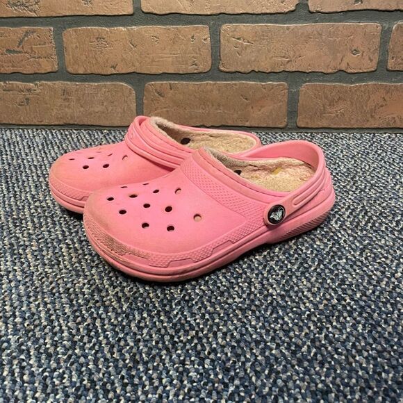 Crocs - Kids Pink Lined Crocs - Picture 1 of 4